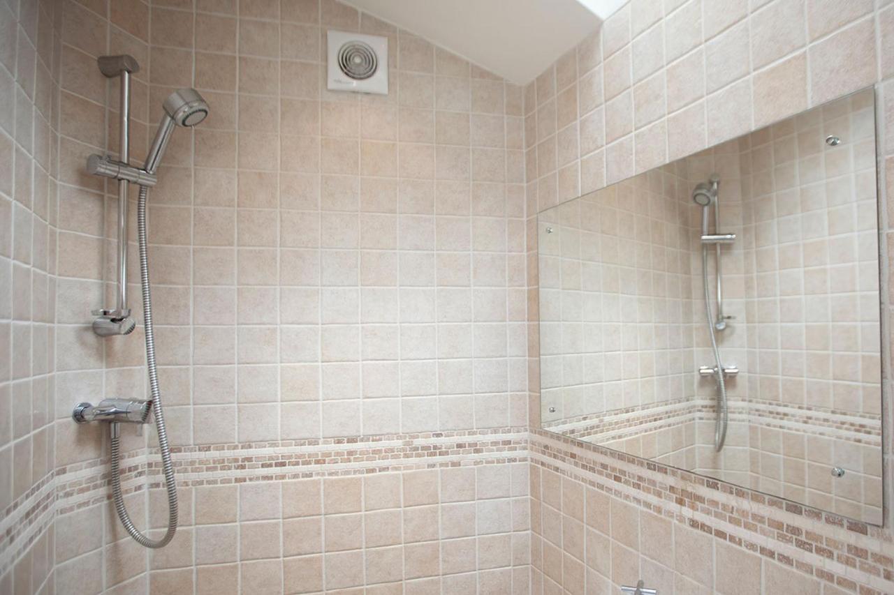 Farndale Cottage Уитби Екстериор снимка